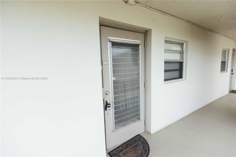 Condo in Davie, Florida, 2 bedrooms  № 1231805 - photo 3