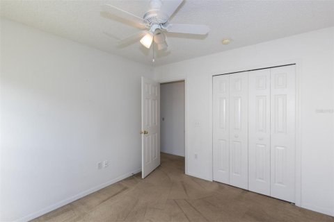 Villa ou maison à vendre à Kissimmee, Floride: 4 chambres, 165.92 m2 № 1342383 - photo 27