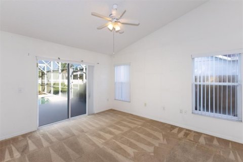 House in Kissimmee, Florida 4 bedrooms, 165.92 sq.m. № 1342383 - photo 12