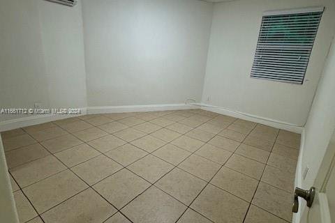 Apartamento en alquiler en Biscayne Park, Florida, 2 dormitorios, 78.97 m2 № 1377344 - foto 8