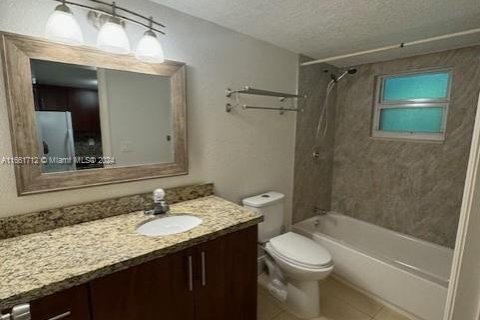 Apartamento en alquiler en Biscayne Park, Florida, 2 dormitorios, 78.97 m2 № 1377344 - foto 11