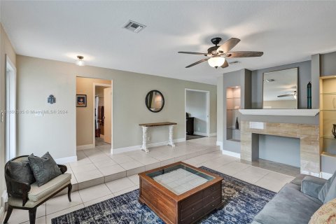 Casa en venta en Coral Springs, Florida, 3 dormitorios, 162.95 m2 № 1235256 - foto 4