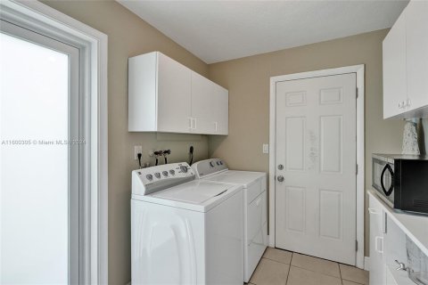 Casa en venta en Coral Springs, Florida, 3 dormitorios, 162.95 m2 № 1235256 - foto 16