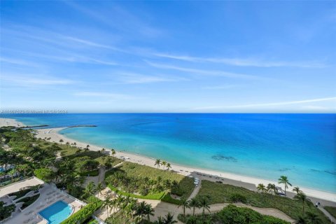 Condominio en venta en Bal Harbour, Florida, 3 dormitorios, 321.81 m2 № 1228911 - foto 19