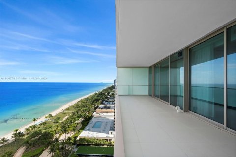 Condominio en venta en Bal Harbour, Florida, 3 dormitorios, 321.81 m2 № 1228911 - foto 18