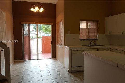 Townhouse in Homestead, Florida 3 bedrooms, 132.94 sq.m. № 1235218 - photo 6