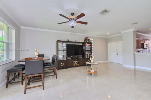 Casa en venta en Weston, Florida, 4 dormitorios, 185.53 m2 № 1235217 - foto 6