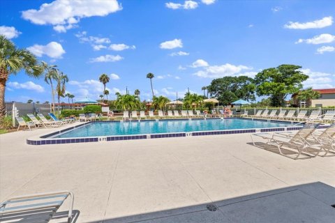 Condo in Vero Beach, Florida, 1 bedroom  № 1121921 - photo 26