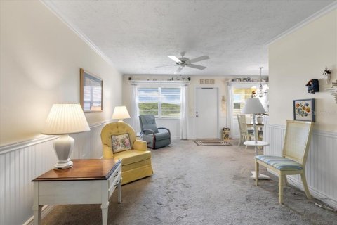 Condo in Vero Beach, Florida, 1 bedroom  № 1121921 - photo 6