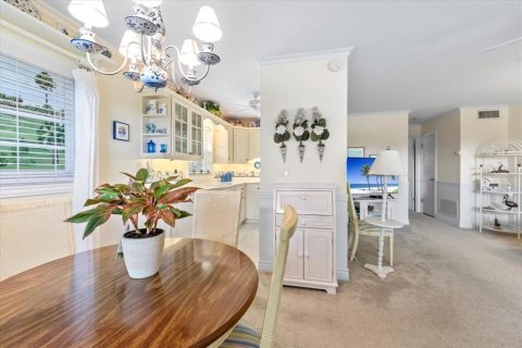 Condo in Vero Beach, Florida, 1 bedroom  № 1121921 - photo 8