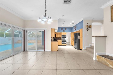 Villa ou maison à vendre à Davie, Floride: 4 chambres, 232.35 m2 № 1377099 - photo 7