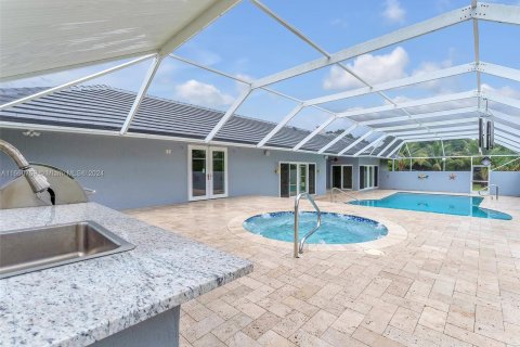 Villa ou maison à vendre à Davie, Floride: 4 chambres, 232.35 m2 № 1377099 - photo 18