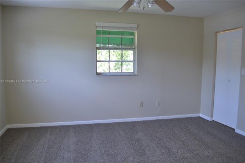 Townhouse in Cooper City, Florida 3 bedrooms, 135.54 sq.m. № 1358457 - photo 20