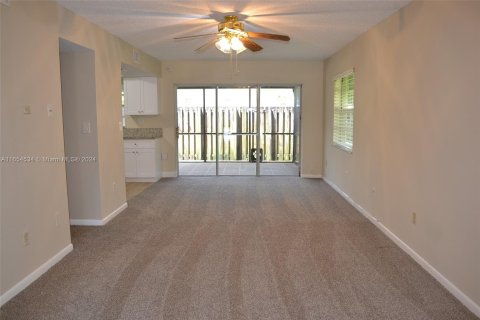 Touwnhouse à vendre à Cooper City, Floride: 3 chambres, 135.54 m2 № 1358457 - photo 4