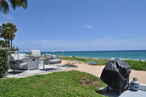 Copropriété à louer à Hillsboro Beach, Floride: 2 chambres, 92.9 m2 № 1358455 - photo 13