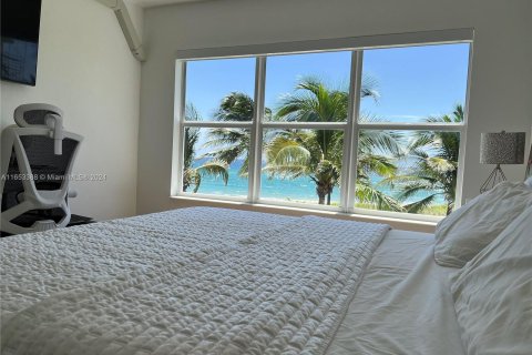 Copropriété à louer à Hillsboro Beach, Floride: 2 chambres, 92.9 m2 № 1358455 - photo 5