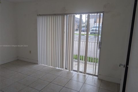 Copropriété à vendre à Miami, Floride: 1 chambre, 58.34 m2 № 1358459 - photo 12