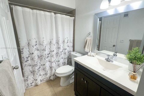 Condo in Sunrise, Florida, 2 bedrooms  № 1358458 - photo 7