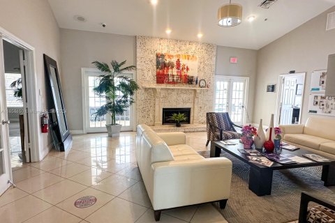 Copropriété à louer à Sunrise, Floride: 2 chambres, 89.65 m2 № 1358458 - photo 20