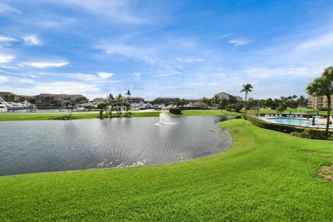 Condo in Jupiter, Florida, 2 bedrooms  № 1230292 - photo 26