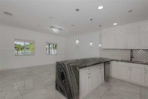 Casa en venta en Homestead, Florida, 4 dormitorios, 241.82 m2 № 1232029 - foto 14