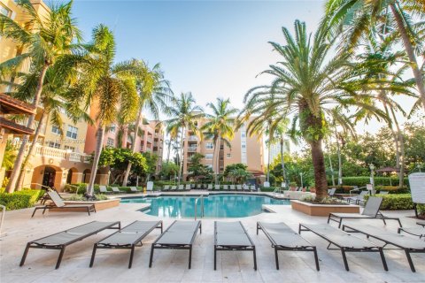 Condo in Aventura, Florida, 2 bedrooms  № 1138865 - photo 21