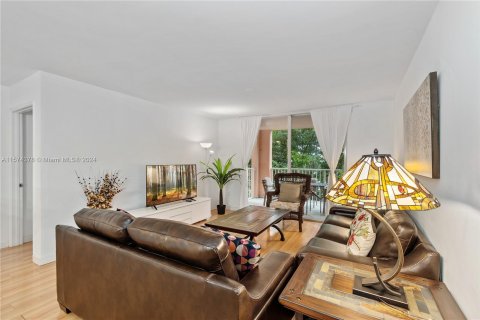 Condo in Aventura, Florida, 2 bedrooms  № 1138865 - photo 5