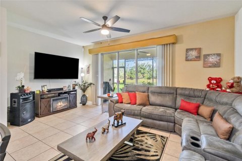 Adosado en venta en North Port, Florida, 3 dormitorios, 134.34 m2 № 1254361 - foto 11