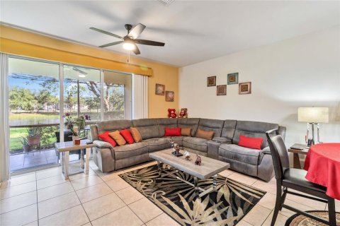 Adosado en venta en North Port, Florida, 3 dormitorios, 134.34 m2 № 1254361 - foto 12