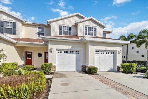 Townhouse in North Port, Florida 3 bedrooms, 134.34 sq.m. № 1254361 - photo 30