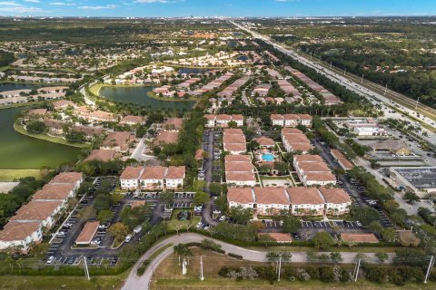 Copropriété à vendre à West Palm Beach, Floride: 2 chambres, 116.87 m2 № 1145807 - photo 2