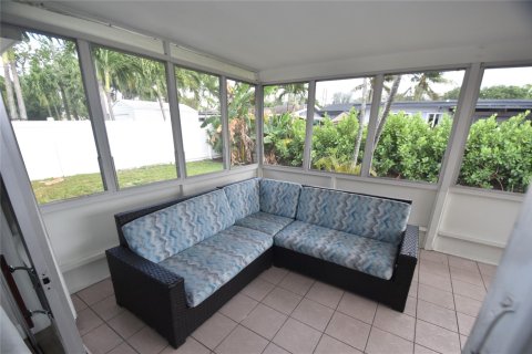 Villa ou maison à vendre à Pembroke Pines, Floride: 2 chambres, 130.43 m2 № 1145806 - photo 17