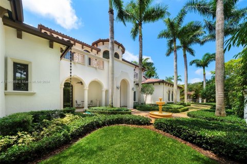 Casa en venta en Coral Gables, Florida, 5 dormitorios, 455.13 m2 № 1215519 - foto 2