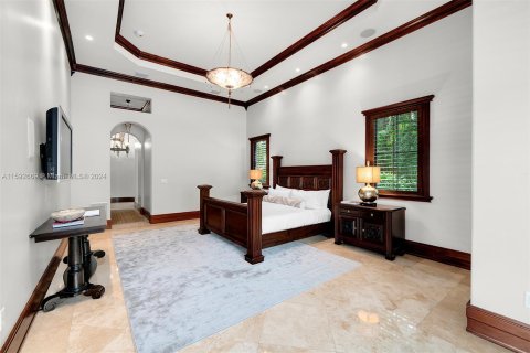 Casa en venta en Coral Gables, Florida, 5 dormitorios, 455.13 m2 № 1215519 - foto 25