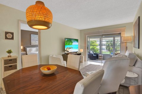 Condo in Lauderdale Lakes, Florida, 1 bedroom  № 950099 - photo 8