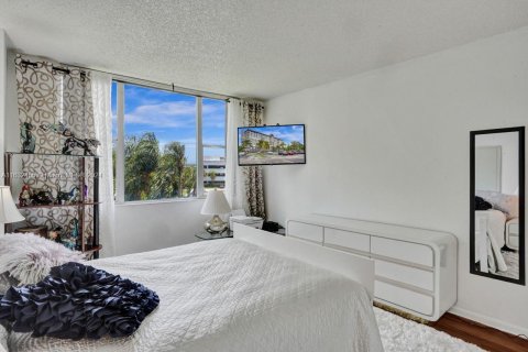 Condominio en venta en Hollywood, Florida, 2 dormitorios, 124.86 m2 № 1294618 - foto 16