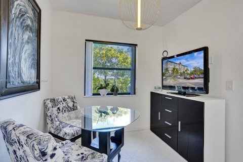 Condominio en venta en Hollywood, Florida, 2 dormitorios, 124.86 m2 № 1294618 - foto 5