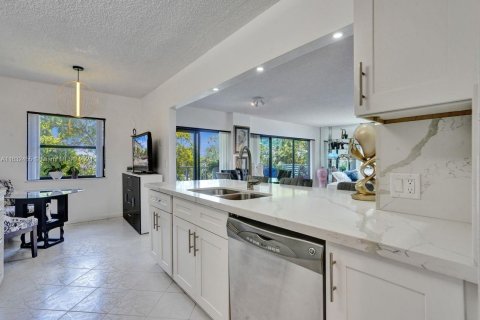 Condominio en venta en Hollywood, Florida, 2 dormitorios, 124.86 m2 № 1294618 - foto 25