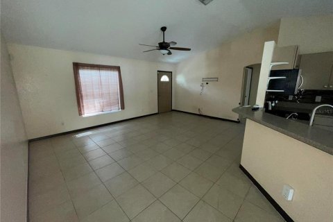 Villa ou maison à vendre à North Port, Floride: 3 chambres, 115.76 m2 № 1307759 - photo 6