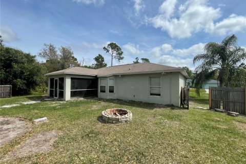 Villa ou maison à vendre à North Port, Floride: 3 chambres, 115.76 m2 № 1307759 - photo 2