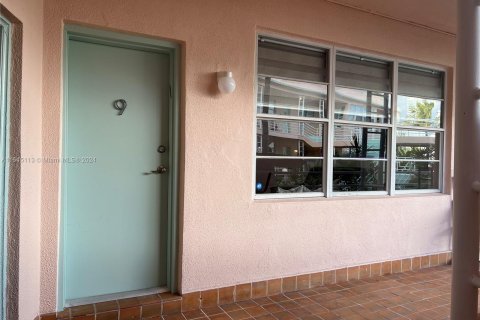 Condominio en venta en Miami Beach, Florida, 1 dormitorio, 47.01 m2 № 1328563 - foto 27