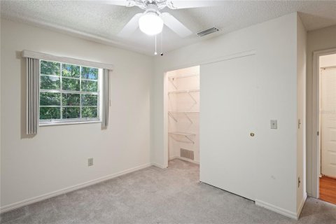 Condo in New Port Richey, Florida, 2 bedrooms  № 1200670 - photo 21