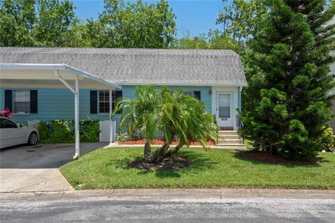 Condo in New Port Richey, Florida, 2 bedrooms  № 1200670 - photo 1