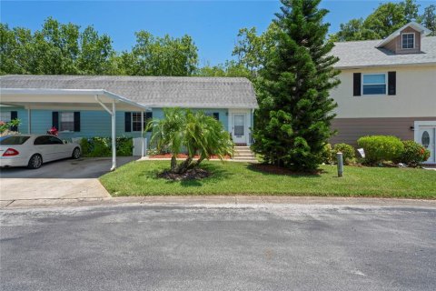 Condo in New Port Richey, Florida, 2 bedrooms  № 1200670 - photo 3