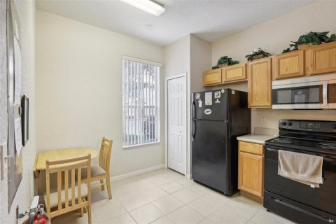 Touwnhouse à vendre à Kissimmee, Floride: 3 chambres, 133.31 m2 № 1249595 - photo 14