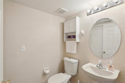 Touwnhouse à vendre à Kissimmee, Floride: 3 chambres, 133.31 m2 № 1249595 - photo 17