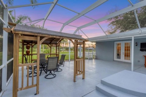 Casa en venta en Bradenton, Florida, 5 dormitorios, 274.53 m2 № 1376401 - foto 4