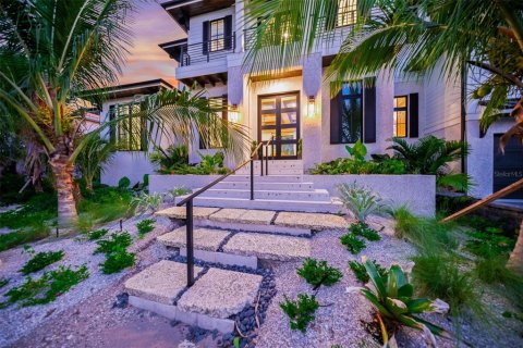 Casa en venta en Holmes Beach, Florida, 7 dormitorios, 434.69 m2 № 1350115 - foto 8