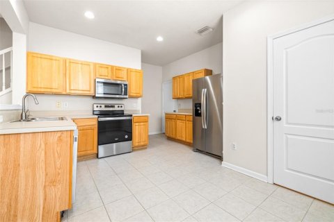 Townhouse in Riverview, Florida 3 bedrooms, 166.3 sq.m. № 1360975 - photo 9