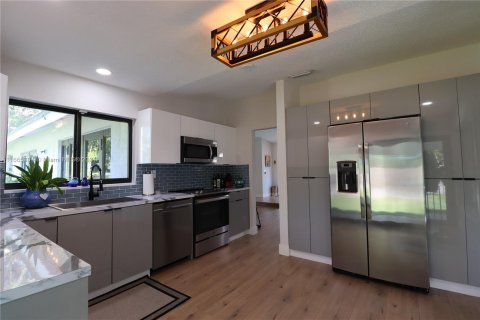 Casa en venta en Miami, Florida, 3 dormitorios, 187.29 m2 № 1391720 - foto 19